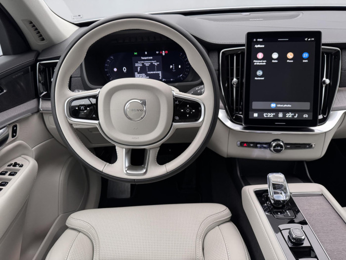 Volvo XC90 B5 AWD AUT DARK PLUS 7míst na operativní leasing