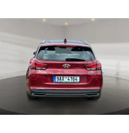 Hyundai i30 kom.1.0TGDI Family Comf na operativní leasing