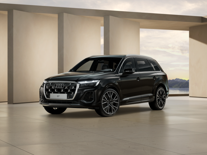 Audi Q7 SUV S line TFSI e quattro 360 kW na operativní leasing