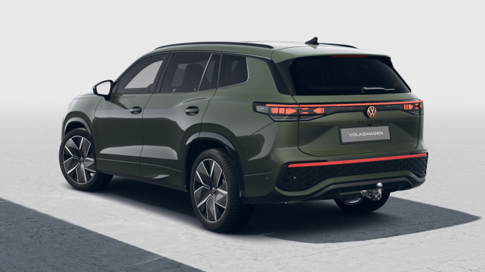 Volkswagen Tayron R-Line People 150 kW eHybrid na operativní leasing