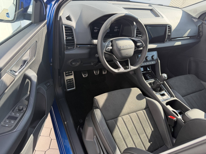 Škoda Karoq Dynamic 6MP 1,5 TSI  / 110kW na operativní leasing