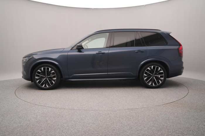 Volvo XC90 B5 AWD AUT DARK PLUS 7míst na operativní leasing