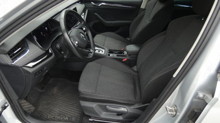 Škoda Octavia 2,0 TDI 85kW Fresh na operativní leasing