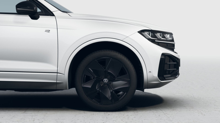 Volkswagen Touareg R-Line V6 3,0 TDI 210 kW 4MOT na operativní leasing