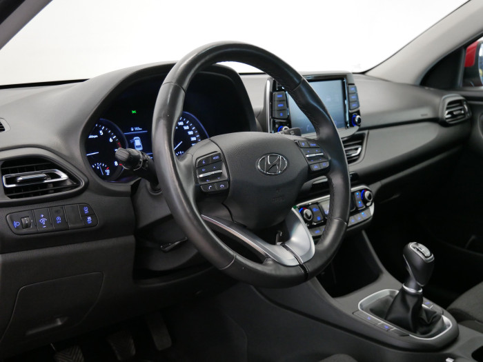 Hyundai i30 1.0 T-GDi 88 kW Smart na operativní leasing