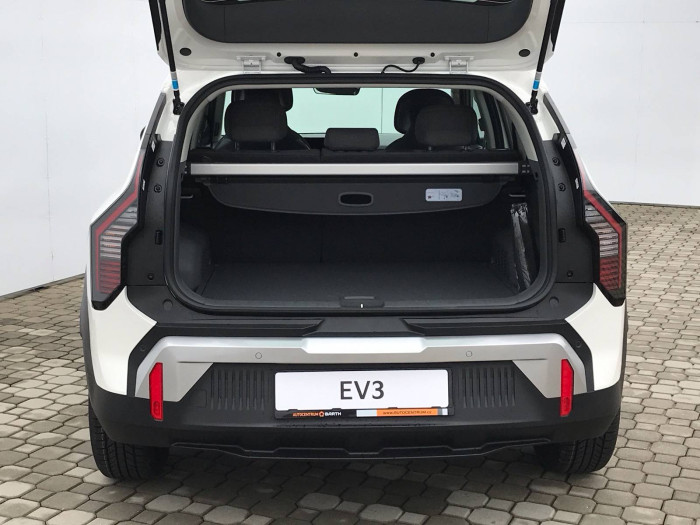 KIA EV3 AIR 4x2 Synchronní AC elektromotor / 150kW na operativní leasing