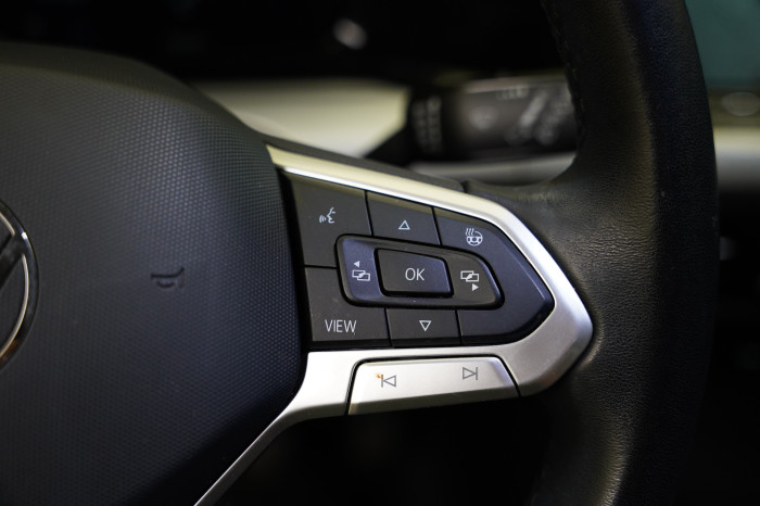 Volkswagen Golf 1.0 TSI 81 kW Life na operativní leasing