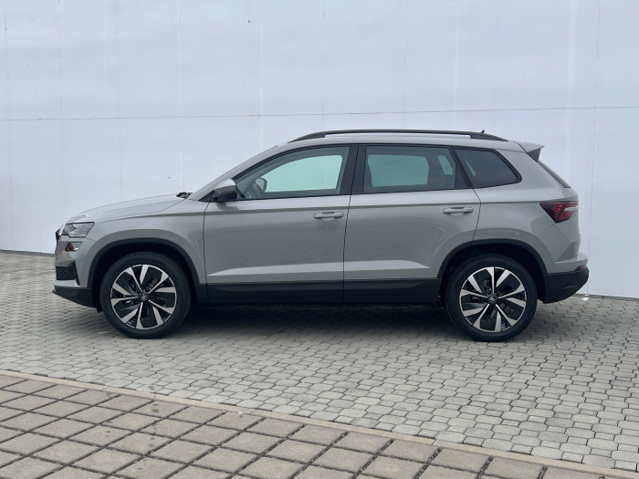 Škoda Karoq Dynamic 6MP 1,5 TSI  / 110kW na operativní leasing