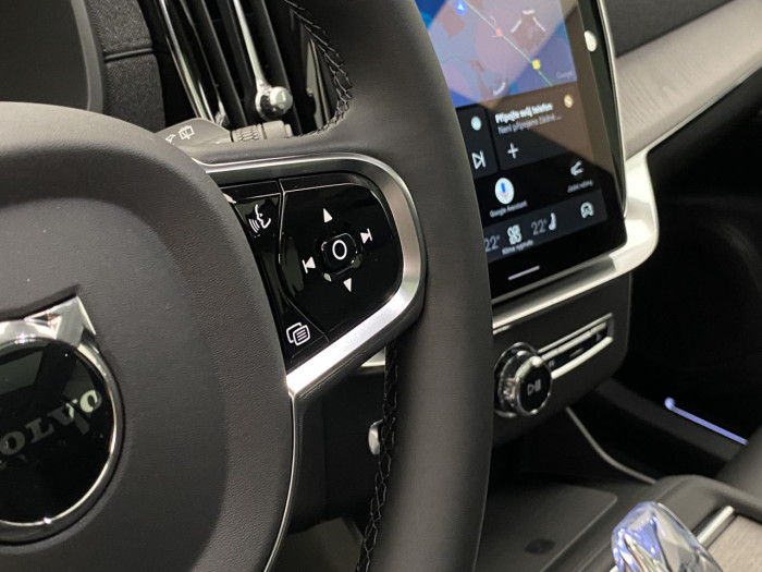 Volvo XC90 T8 AWD Plug-in BRIGHT ULTRA na operativní leasing