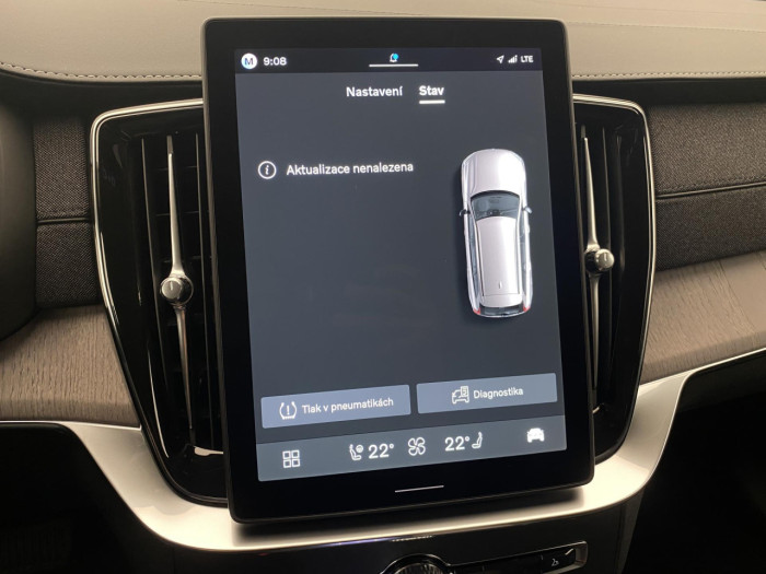Volvo XC90 B5 AWD AUT DARK PLUS na operativní leasing