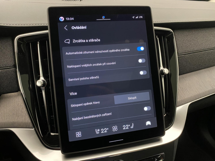 Volvo XC90 T8 AWD RECHARGE BRIGHT ULTRA na operativní leasing