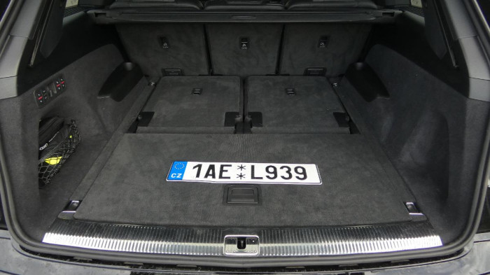 Audi Q7 50 TDI quattro Tiptronic S lin na operativní leasing
