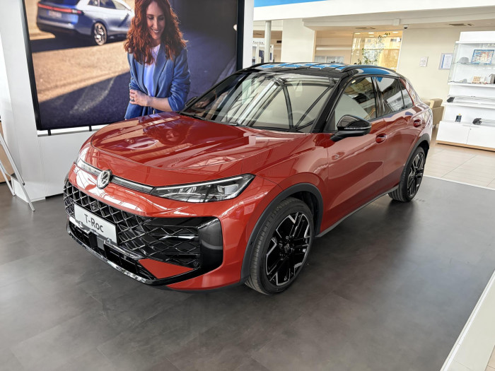 Volkswagen T-Roc R-Line 1,5 eTSI 110 kW 7DSG na operativní leasing
