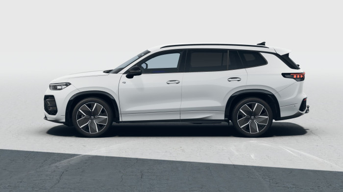 Volkswagen Tayron R-Line People 1,5 eTSI 110kW mHEV na operativní leasing