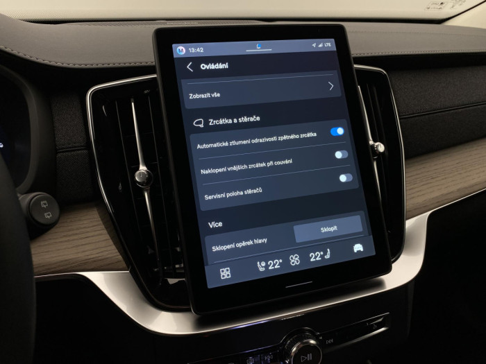 Volvo XC90 T8 AWD RECHARGE BRIGHT PLUS 7m na operativní leasing