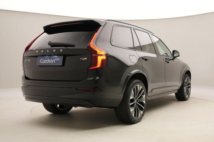 Volvo XC90 T8 AWD Plug-in DARK ULTRA na operativní leasing