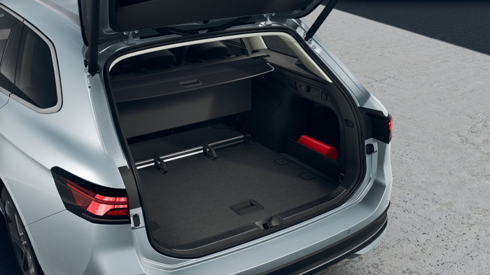 Volkswagen Passat Business 1,5 eTSI 110 kW mHEV na operativní leasing