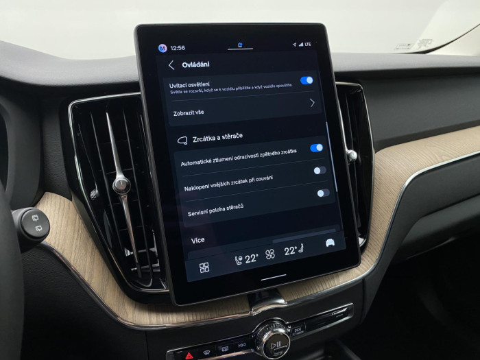 Volvo XC60 B5 AWD AUT BRIGHT PLUS na operativní leasing