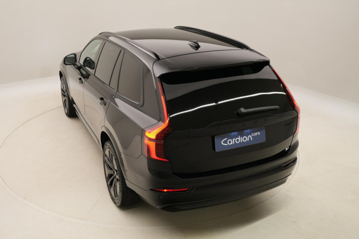 Volvo XC90 B5 AWD AUT BLACK EDITION PLUS na operativní leasing