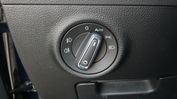 Škoda Superb 1.4 TSI iV Ambition DSG na operativní leasing