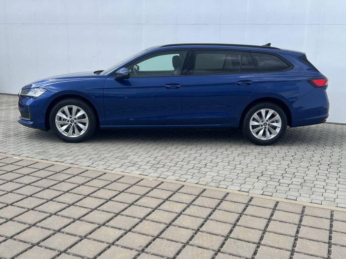 Škoda Superb Combi Selection 7DSG 2,0TDI / 110kW na operativní leasing