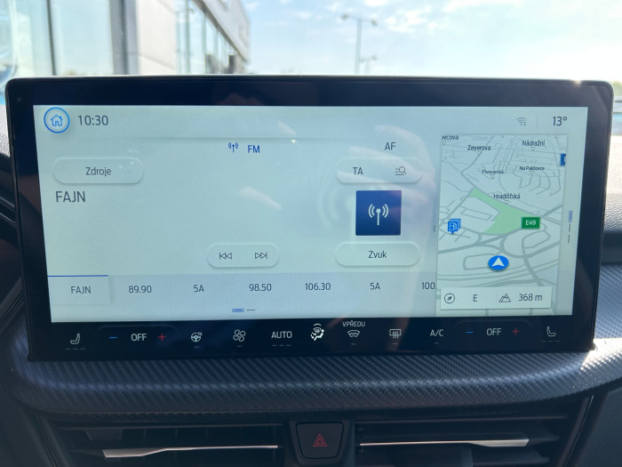 2.5Hybrid PHEV 178kW Titanium na operativní leasing