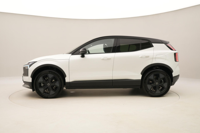 Volvo EX30 CROSS COUNTRY P5 LONG R. PLUS na operativní leasing