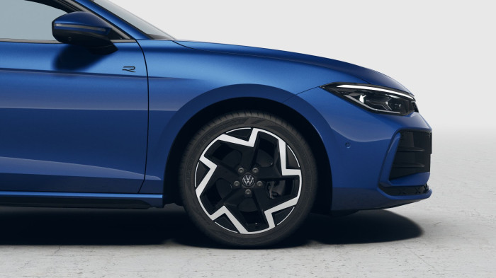 Volkswagen Passat R-Line 2,0 TDI 110 kW na operativní leasing