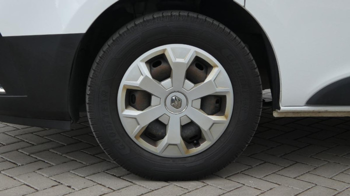 Land Rover Discovery D250 AUTO 4WD na operativní leasing