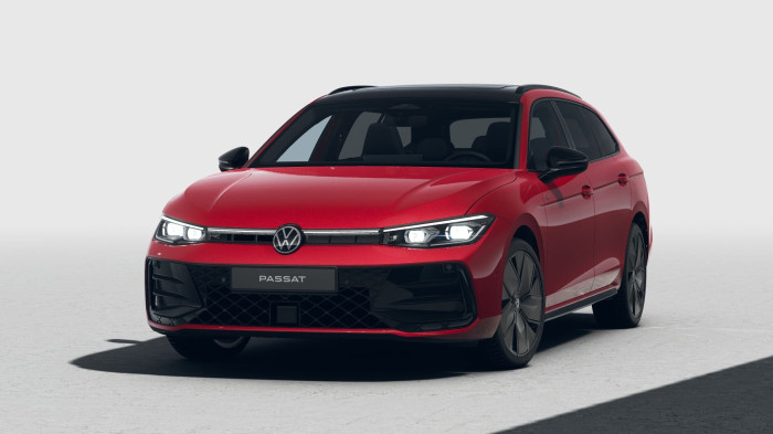 Volkswagen Passat R-Line People 2,0 TSI 195 kW 4MOT na operativní leasing