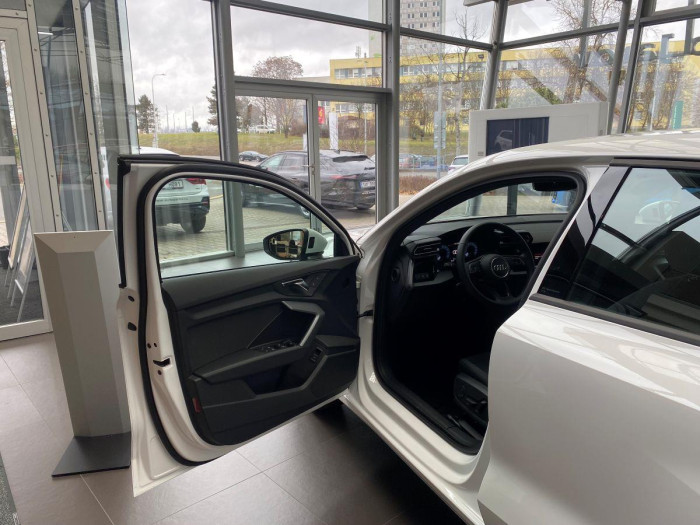 Audi A3 Spb 35 TFSI Stronic na operativní leasing