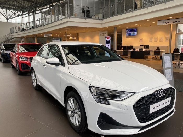 Audi A3 Spb 35 TFSI Stronic na operativní leasing