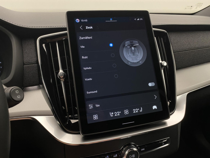 Volvo XC90 B5 AWD AUT BLACK EDITION PLUS na operativní leasing
