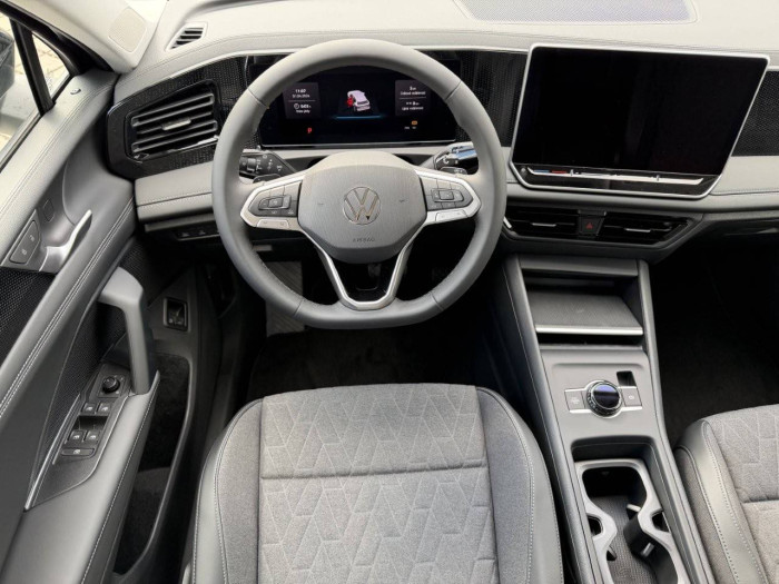 Volkswagen Tiguan People PHEV 19,7kWh 6DSG 1,5TSI / 110kW na operativní leasing