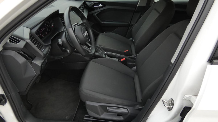 Audi A1 Sportback 30 TFSI Advanced S t na operativní leasing