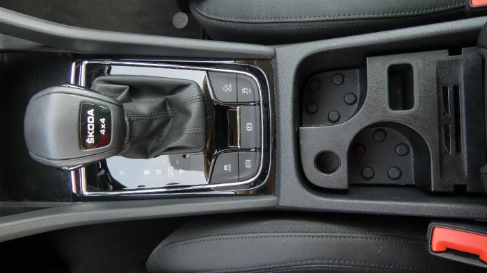 Škoda Kodiaq 2.0 TDI 147 kW L&K 4x4 DSG na operativní leasing