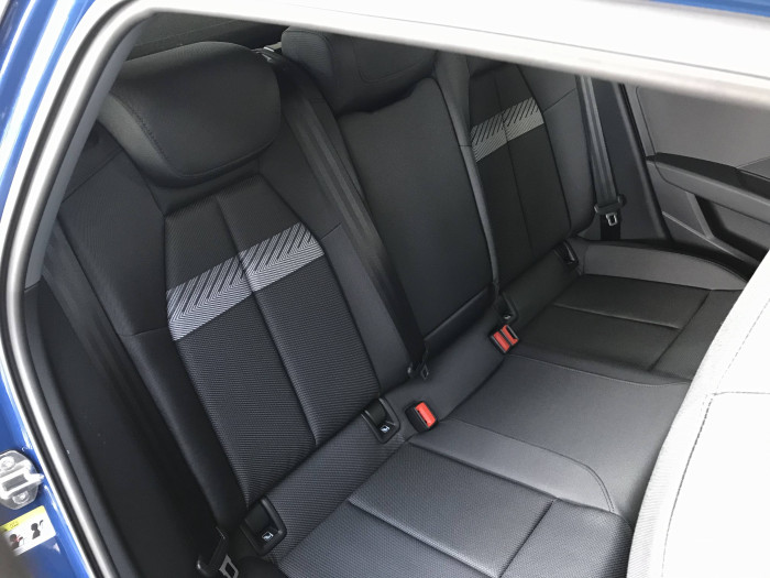 Audi A3 Sportback S line ST7 1,5TFSI  / 110kW na operativní leasing