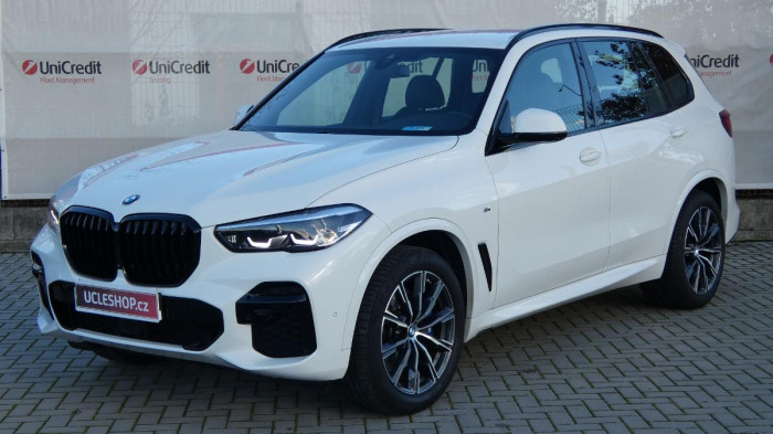 BMW X5 xDrive 40i M Sport na operativní leasing