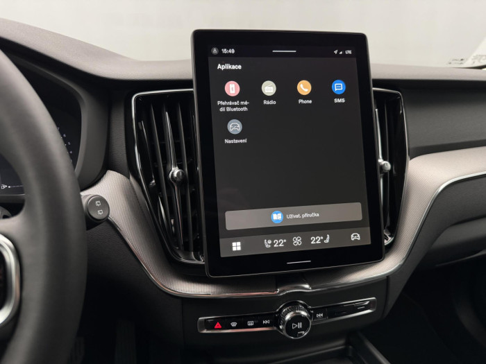 Volvo XC60 B5 AWD AUT CORE na operativní leasing