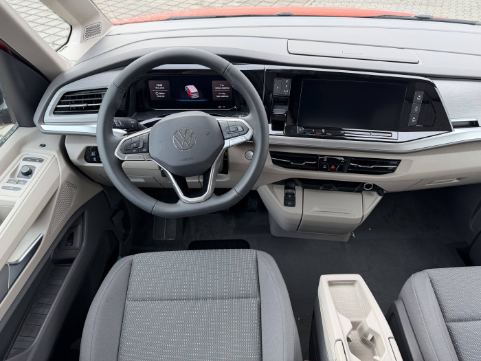 Volkswagen Multivan Long Life 7DSG 2,0 TDI / 110kW na operativní leasing