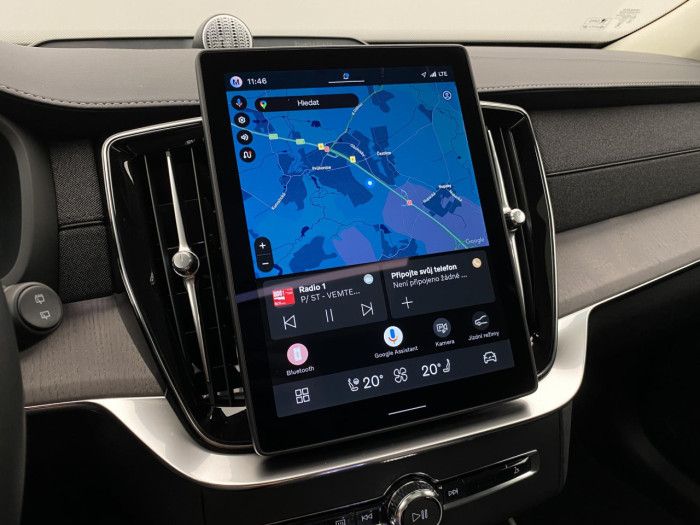 Volvo XC90 T8 AWD Plug-in DARK ULTRA na operativní leasing