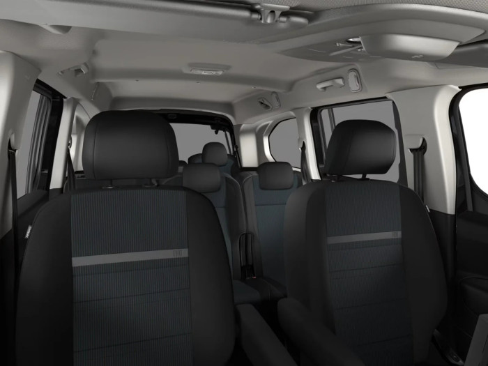 Fiat Qubo L Maxi Prima Rodina 1.5 BlueHDI 96 kW Nafta Automatická převodovka na operativní leasing