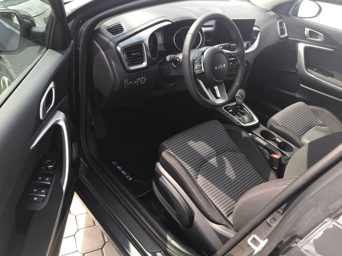 KIA Ceed SW CD TOP 7DCT 1,5 T-GDi / 103kW na operativní leasing