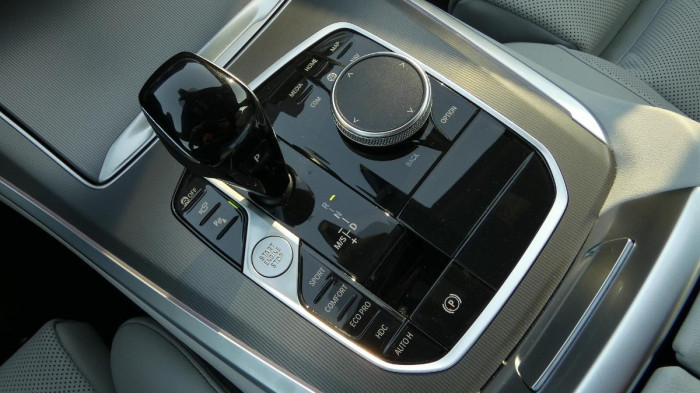 BMW X5 xDrive 40i M Sport na operativní leasing