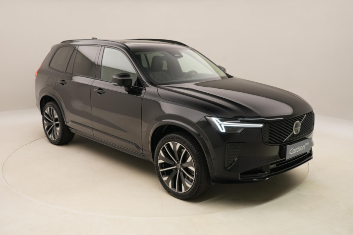 Volvo XC90 T8 AWD Plug-in DARK ULTRA na operativní leasing