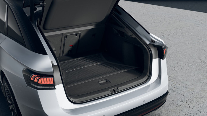 Volkswagen ID.7 Pro S People 210  kW, kap. 86 kWh na operativní leasing