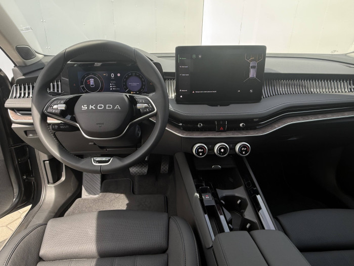 Škoda Superb Combi L&K 7DSG 2,0TDI / 110kW na operativní leasing