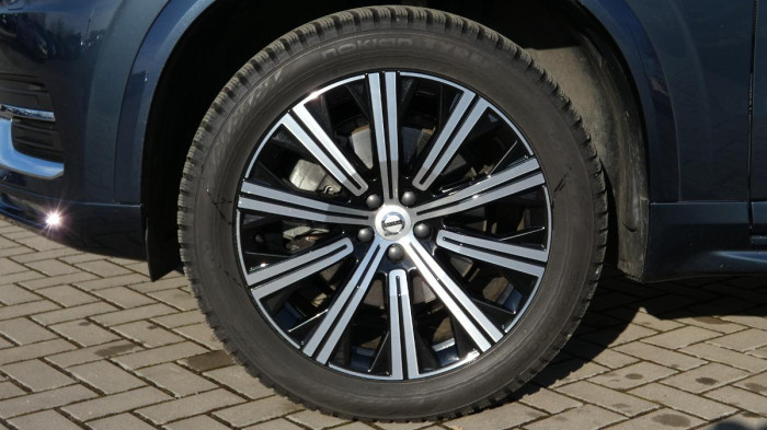 Volvo XC90 B5 AWD Plus Bright 7 míst na operativní leasing