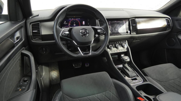 Škoda Kodiaq 2,0 TSI Sportline DSG 4x4 na operativní leasing