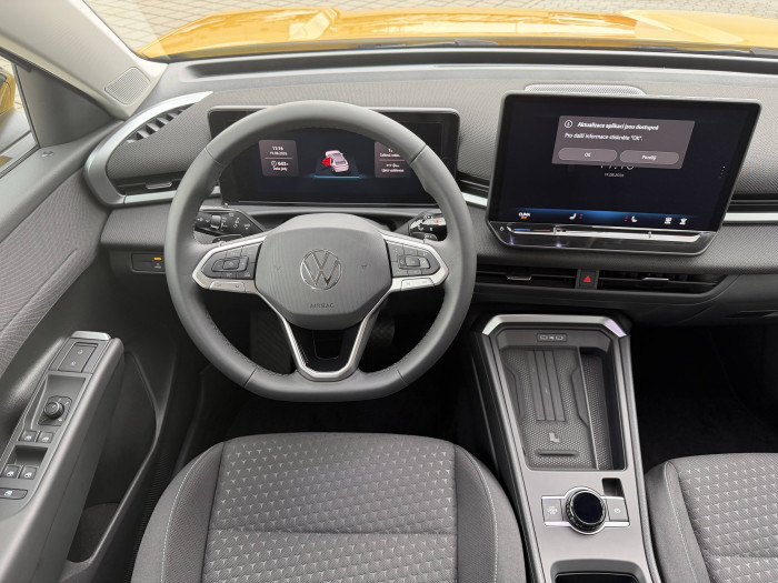 Volkswagen T-Roc Life 7DSG 1,5eTSI / 85kW na operativní leasing
